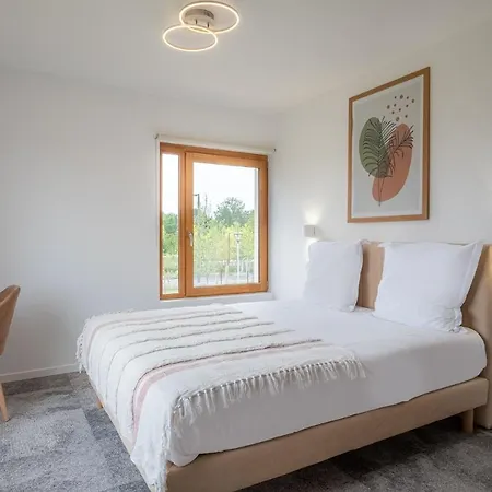 Hotell The Originals Boutique Sud 3*