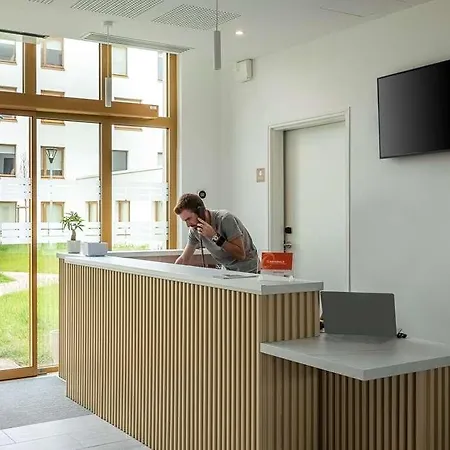 Hotell The Originals Boutique Sud Amiens